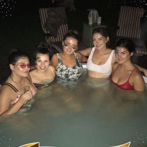 6-7 person hot tub
